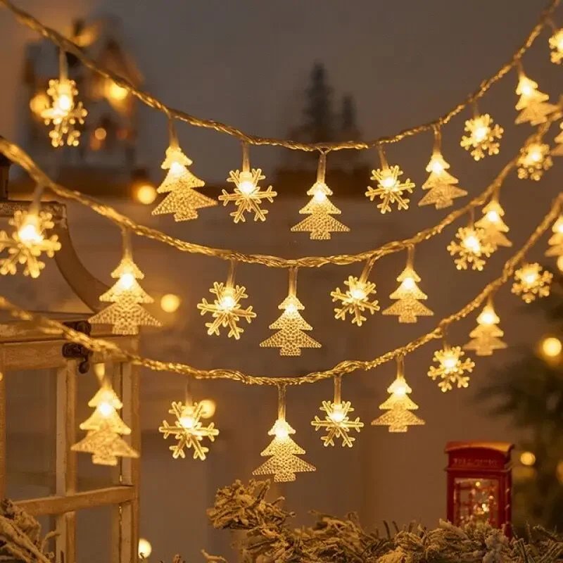 outdoor christmas tree decoration